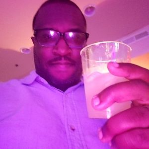 Meet your Posher, Johnnie